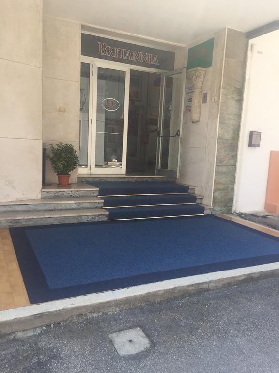 Hotel Britannia Lido di Jesolo Bagian luar foto